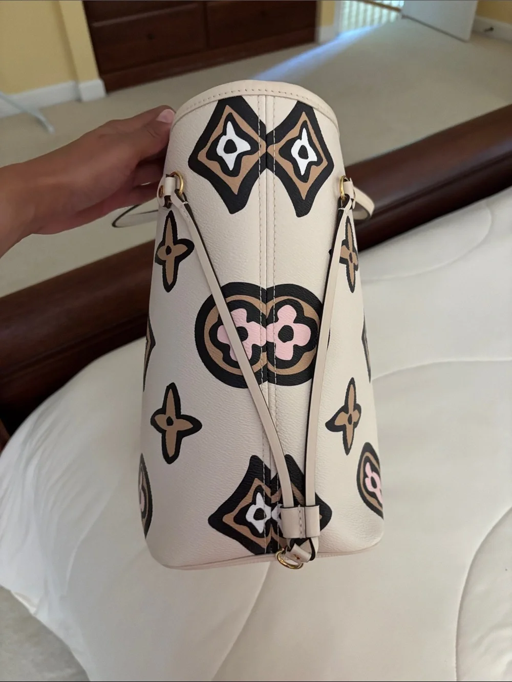 Louis Vuitton Wild at Heart Limited Edition MM Neverfull Tote Bag